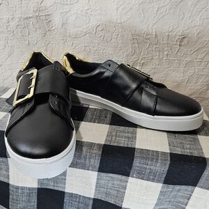 Qupid Women's REBA-174BX Sneaker